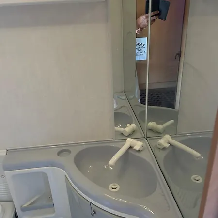 Jacuzi In The Olive Grove Kemping