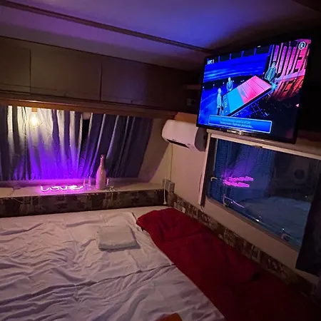 Jacuzy Camper Lilou A'Marie 캠프장 풀라