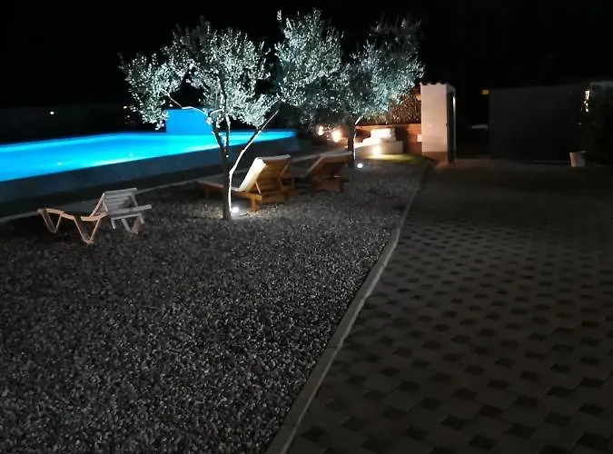 Campingplads Jacuzi In The Olive Grove