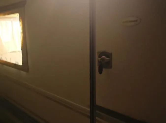 Jacuzi In The Olive Grove *