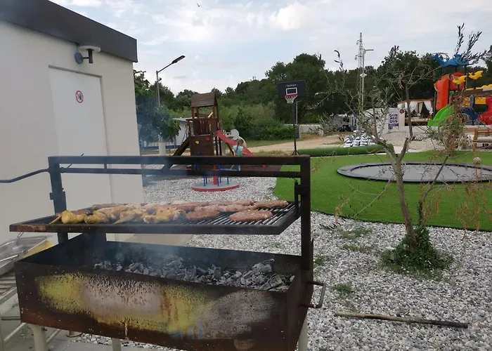 Jacuzi In The Olive Grove *