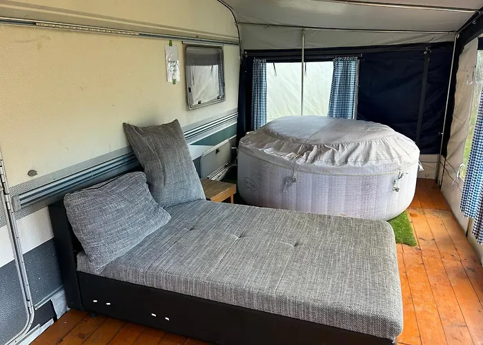 Jacuzi In The Olive Grove Campingplads Pula