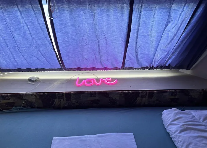 Jacuzi In The Olive Grove Campingplads Pula